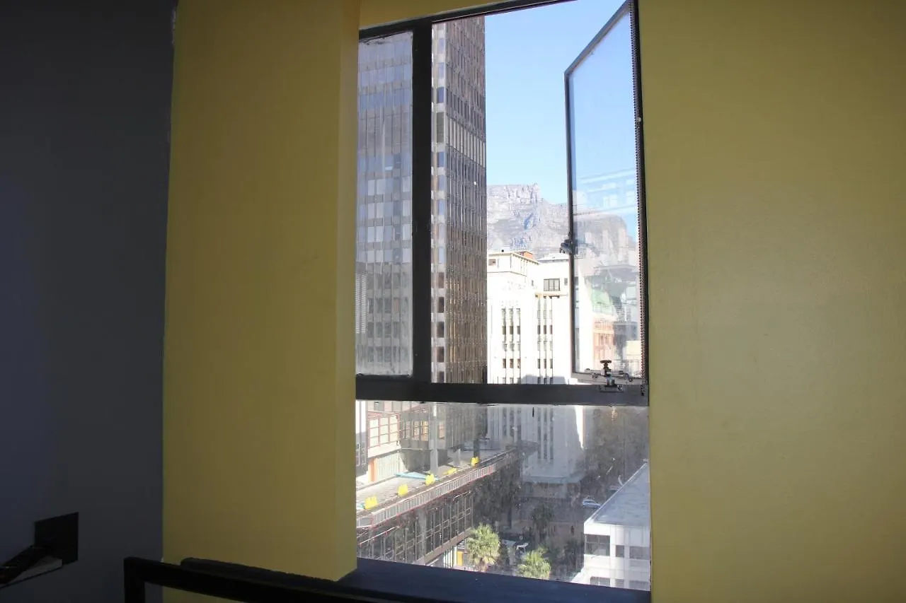 13@Thibault Hostel Cape Town South Africa